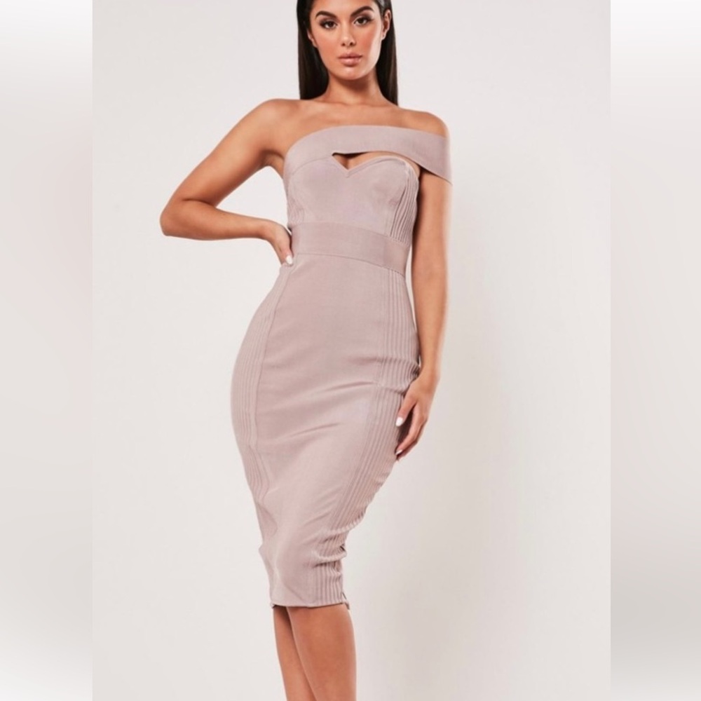 Missguided+ Blush Midi Dress
